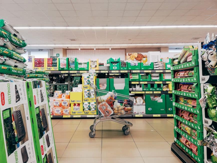 Sainsbury’s ha puesto en marcha una campaña solidaria por la cual regala hasta 18 libras en productos de fruta y verdura a familias con bajos ingresos.